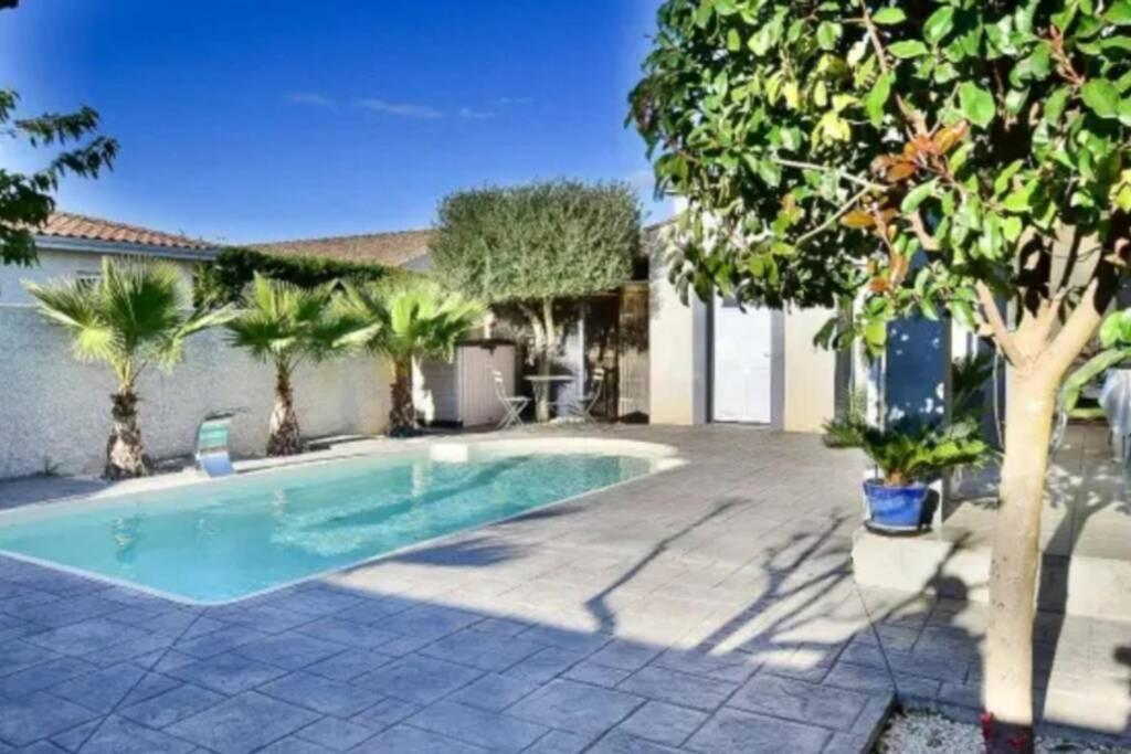 Villa Piscine De La Garrigue Florensac Exteriér fotografie